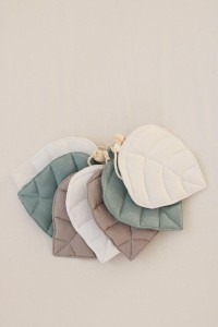 MoiMili - Girlanda dekoracyjna lniana listki "Zimowy poranek"