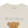 KONGES SLOJD - Bluzka dziecięca ERA TEE OCS - TEDDY BEAR Urocza bluzka w kolorze TEDDY BEAR z kolekcji ERA TEE OCS, doskonała na codzienne stylizacje dla dzieci (3).webp
