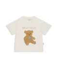 KONGES SLOJD - Bluzka dziecięca ERA TEE OCS - TEDDY BEAR Urocza bluzka w kolorze TEDDY BEAR z kolekcji ERA TEE OCS, doskonała na codzienne stylizacje dla dzieci (2).webp