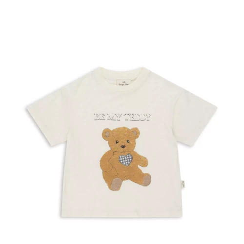 KONGES SLOJD - Bluzka dziecięca ERA TEE OCS - TEDDY BEAR Urocza bluzka w kolorze TEDDY BEAR z kolekcji ERA TEE OCS, doskonała na codzienne stylizacje dla dzieci (2).webp