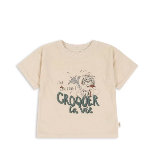 KONGES SLOJD - Dziecięca bluzka ITTY ANTIQUE WHITE Stylowa i wygodna bluzka dla dzieci w delikatnym odcieniu ANTIQUE WHITE z kolekcji ITTY (2).webp