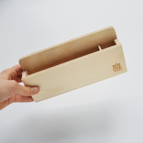 Różowa_Wieża_Pudełko_do_ekspozycji_kart_montesorii