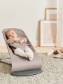 BABYBJORN - leżaczek BLISS Woven, Piaskowoszary + Zabawka Googly Eyes