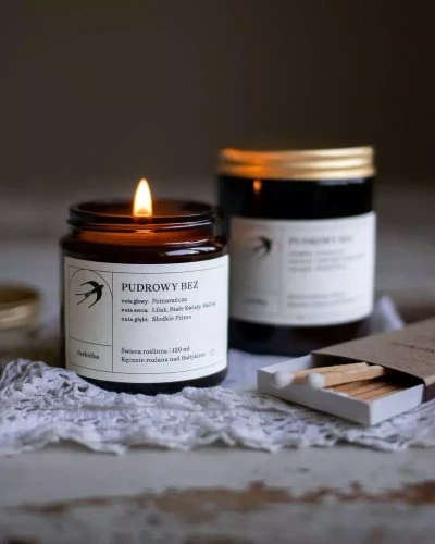 JASKÓŁKA_świeca_sojowa_120ml_pudrowy_Bez